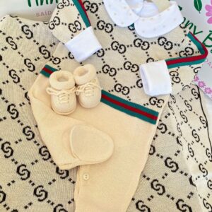 Kit Saída Maternidade Personalizável Completa GUCCI | Personalize Com o Nome do Seu Príncipe