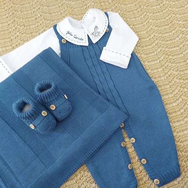 Saída De Maternidade Masculina Bebê Tricô Caio 7 Peças - ACOMPANHA BODY PERSONALIZADO À MÃO Azul Jeans